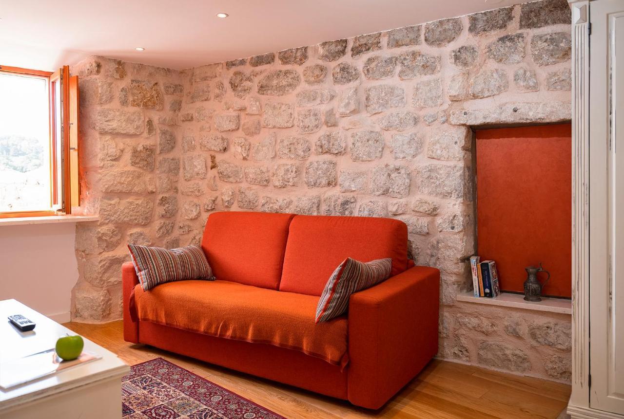 Imperia Ii - Chic! Place